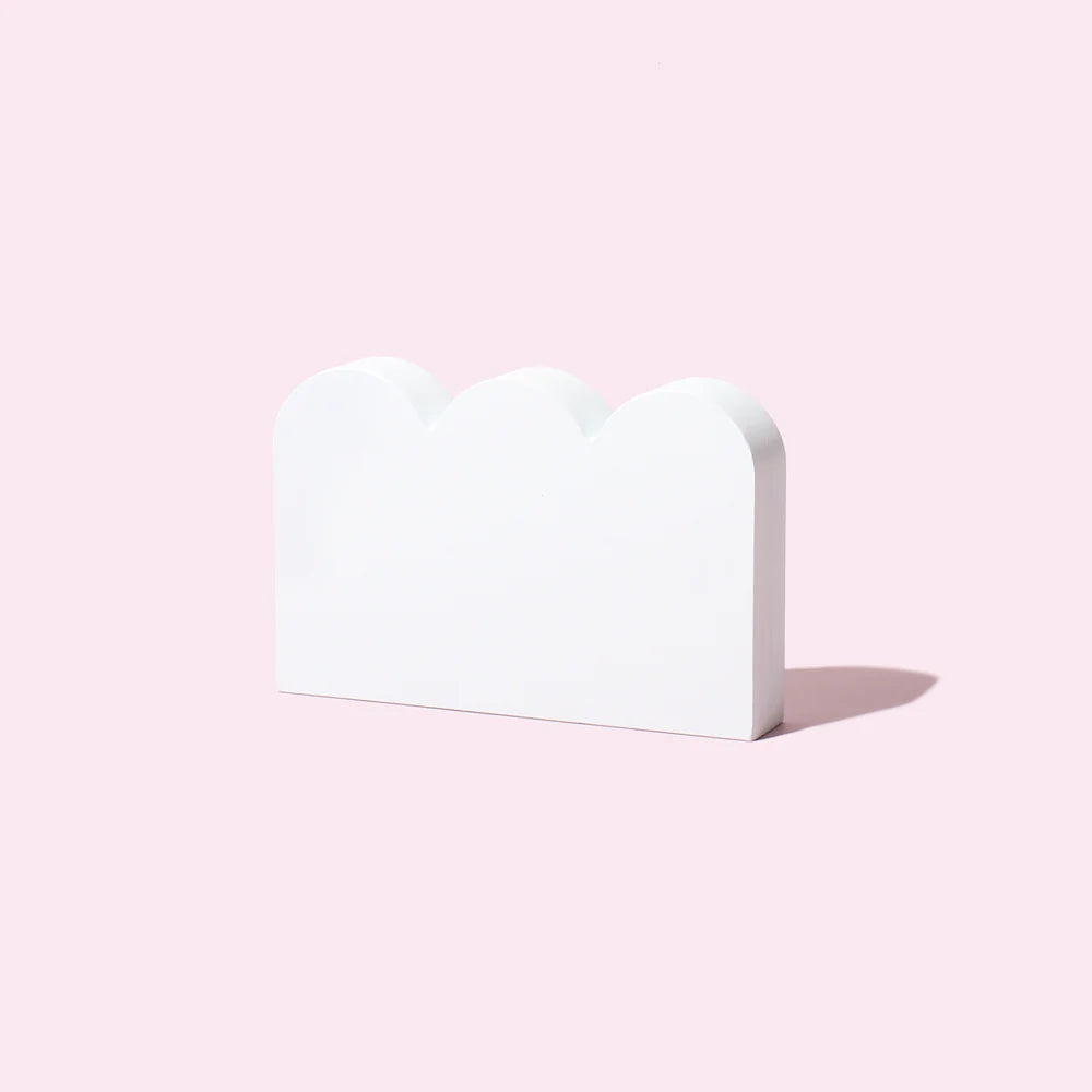 SINGLE-SIDED TRI-BUMP PHOTOGRAPHY PROP