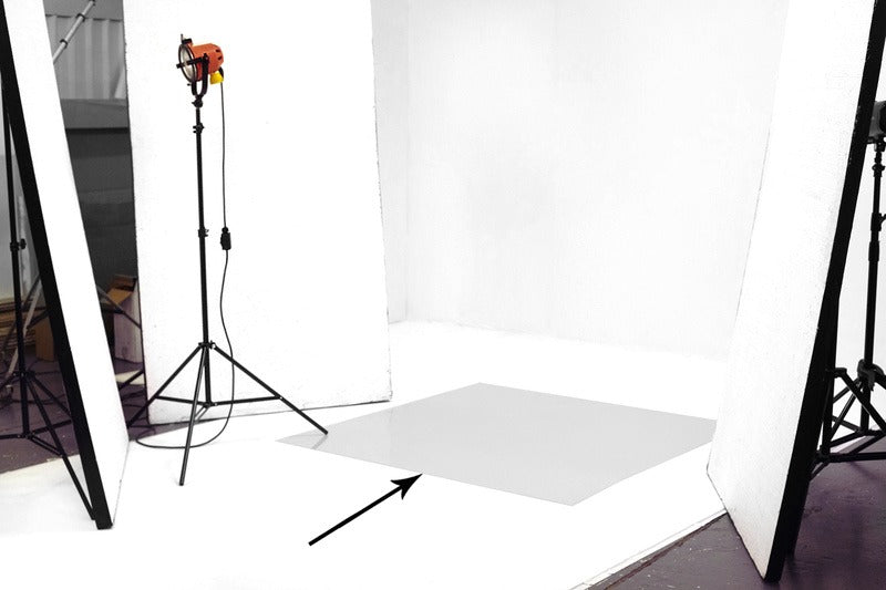 SUPER REFLECTIVE ACRYLIC SHEET FOR PRODUCT PHOTOGRAPHY